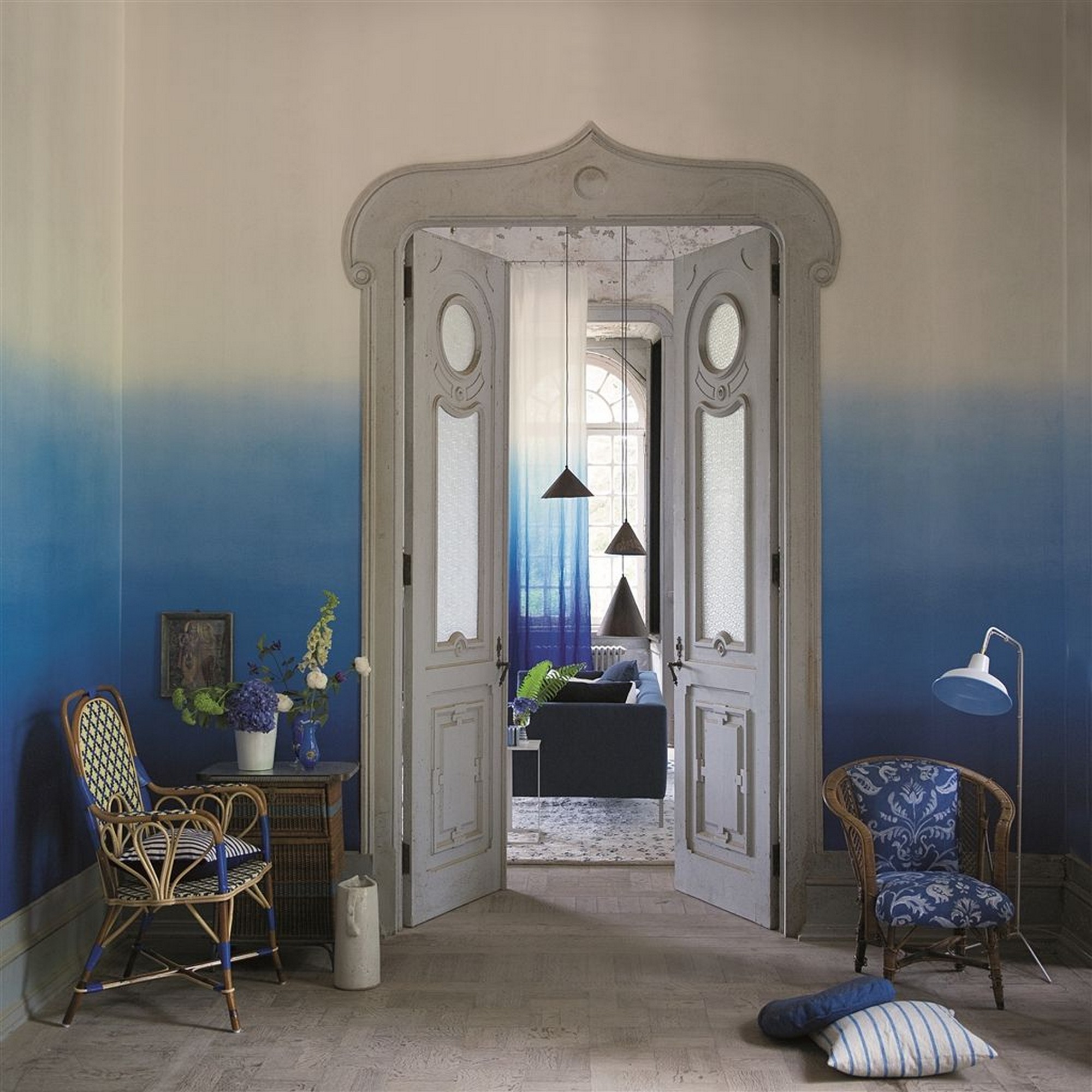 Saraille Wallpaper P600 By Designers Guild In Cobalt Blue